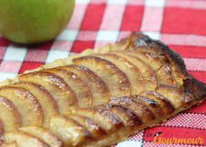 tarte fine aux pommes à la normande dessert et spécialité de Normandie