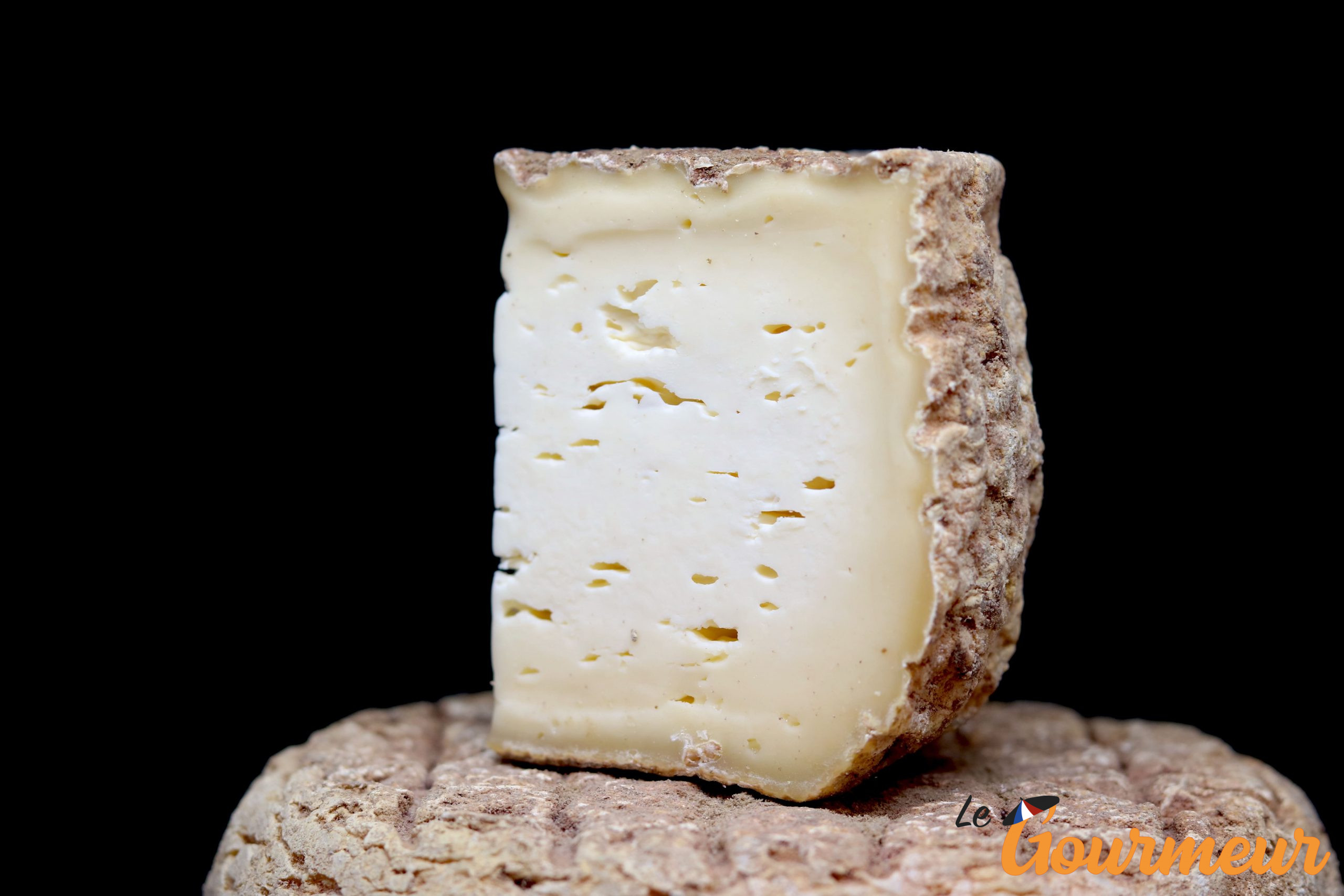 tomme aux artisons fromage d'Auvergne