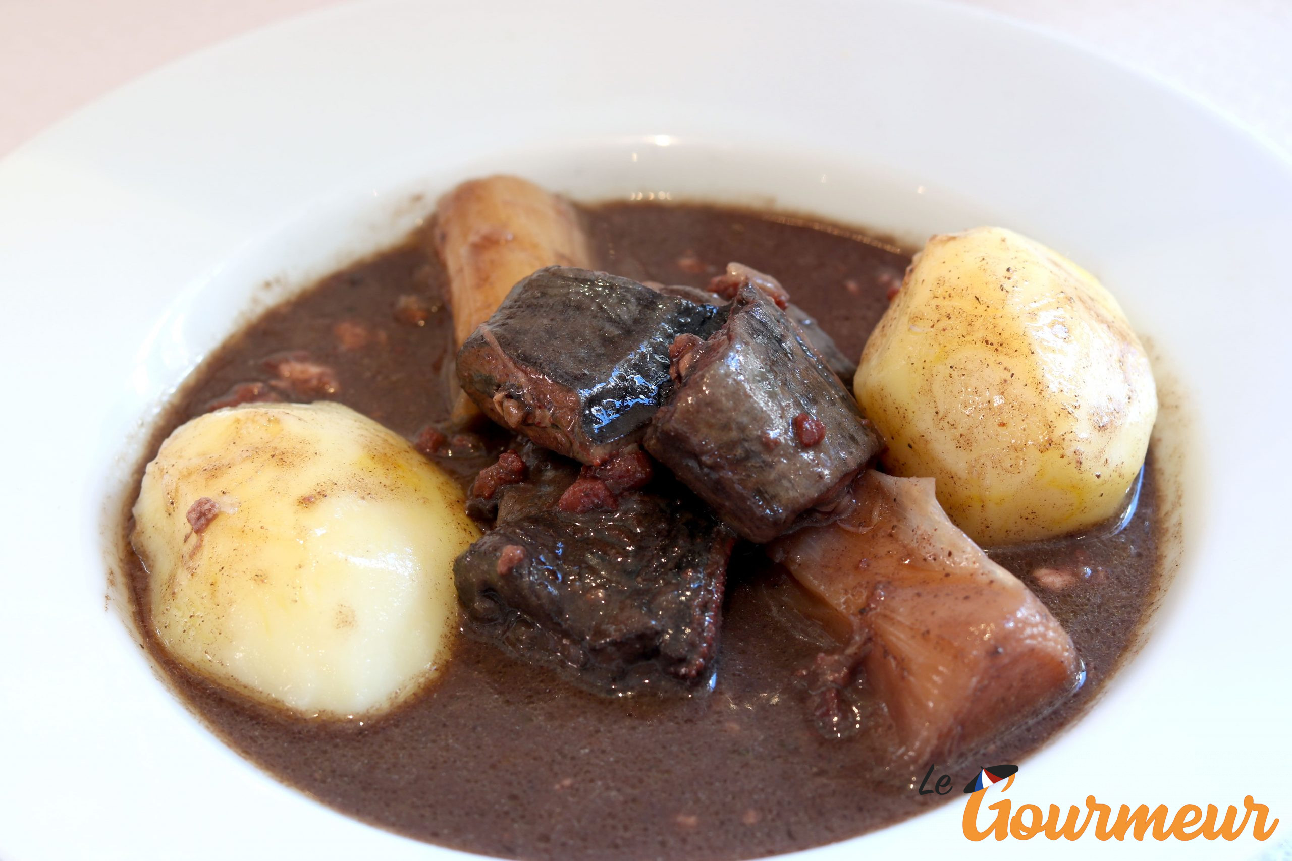 lamproie à la bordelaise recette et plat du bordelais