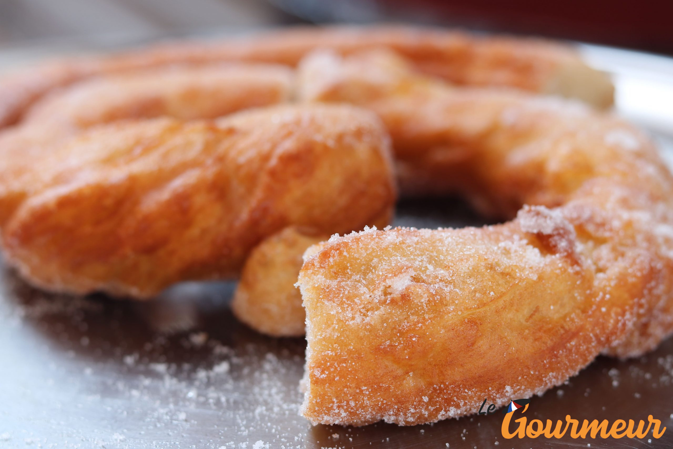 chichi frégi spécialité beignet de provence et de Méditerranée