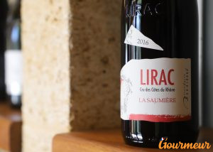 Vin rouge lirac