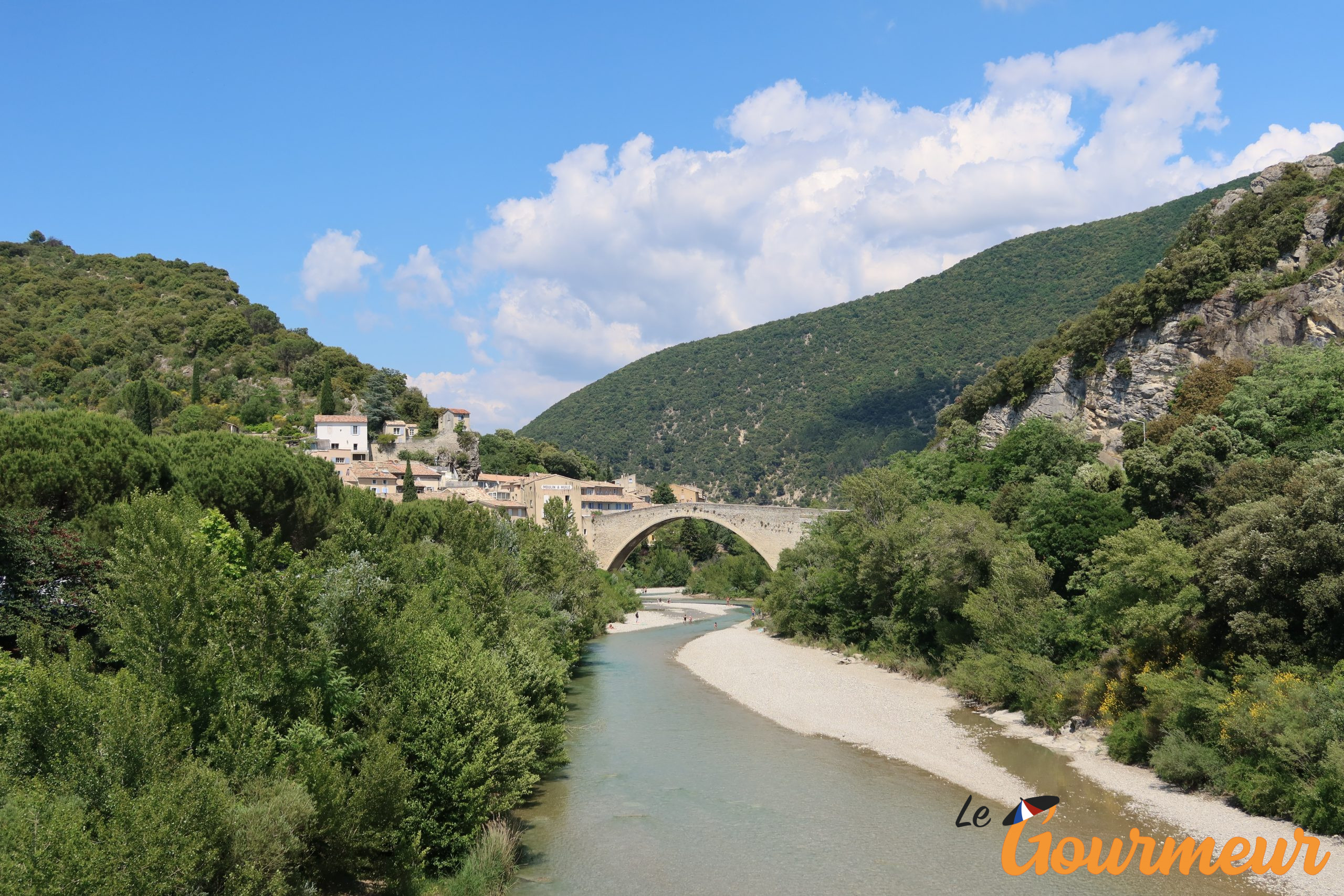 Pont de Nyons balade gourmande